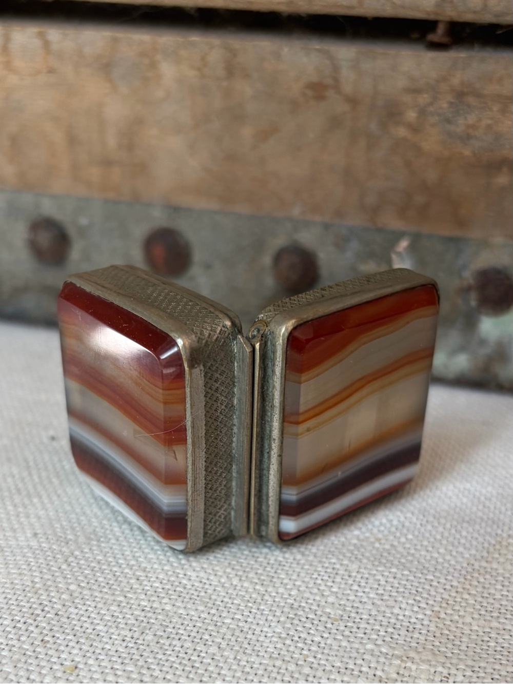 Antique Agate Scottish Snuff/Pill Box